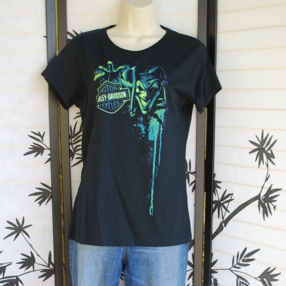 Unique and Cool Women's Joker's Wild HD T-Shirt - Picture 1 of 8